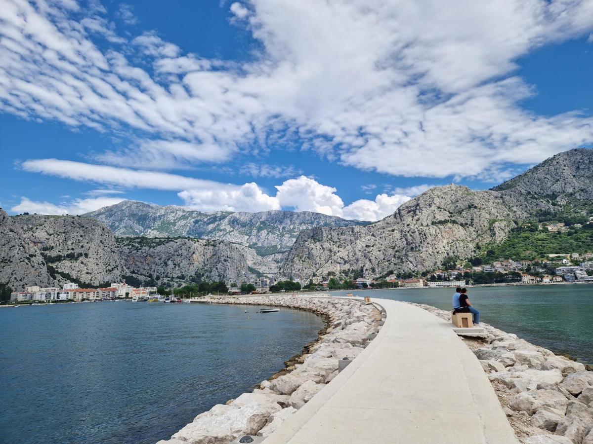 Apartman River Breeze Omiš Exterior foto