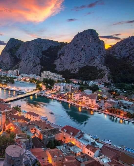 Apartman River Breeze Omiš Exterior foto